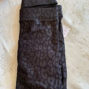 Torrid size 6 leggings BNWT